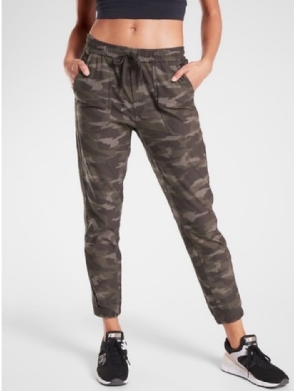 Athleta Camo Farallon Drawstring Jogger Size 12 Womens